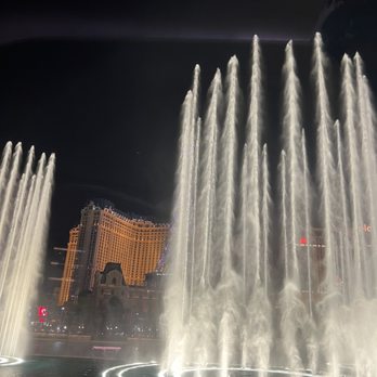 Lago - Fountain View - Italian Near Me - Las Vegas, Nevada