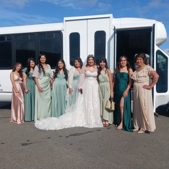 Icon Limo Lounge - Party Bus Rentals Near Me Icon Limo Lounge - Party Bus Rentals Near Me