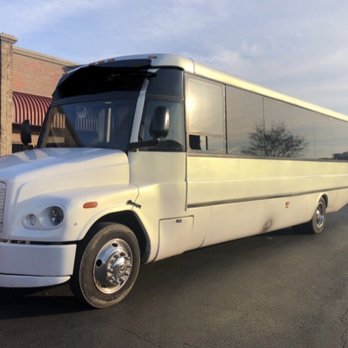 6 Star Limo - Limos Near Me - Gurnee, Illinois