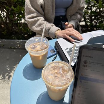 Dart coffee Co - Coffee Roasteries Near Me - Santa Barbara, California