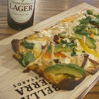 Bella Terra Vineyards - California chicken chipotle flatbread - Wineries Near Me - Bedford, Pennsylvania