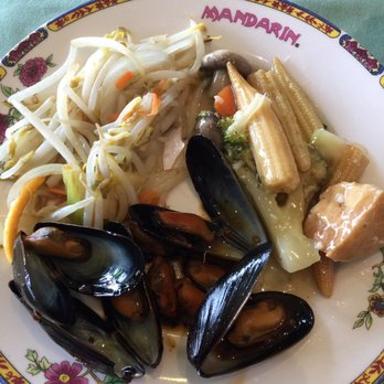 Mandarin Restaurant - Plate was filled with hot food, stir fry vegetables and mussels with black bean sauce. - Buffets Near Me - Niagara Falls, Ontario Mandarin Restaurant - Plate was filled with hot food, stir fry vegetables and mussels with black bean sauce. - Buffets Near Me - Niagara Falls, Ontario