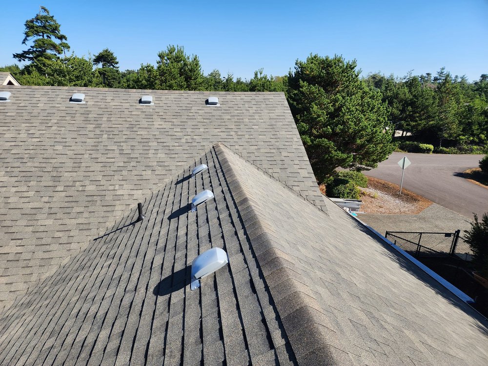 Slide of Archyk Roofing