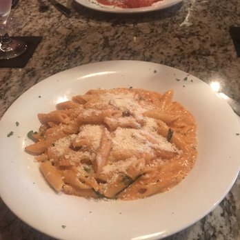 Mesa de Notte - Penne Alla Vodka - Italian Near Me - Ocala, Florida Mesa de Notte - Penne Alla Vodka - Italian Near Me - Ocala, Florida
