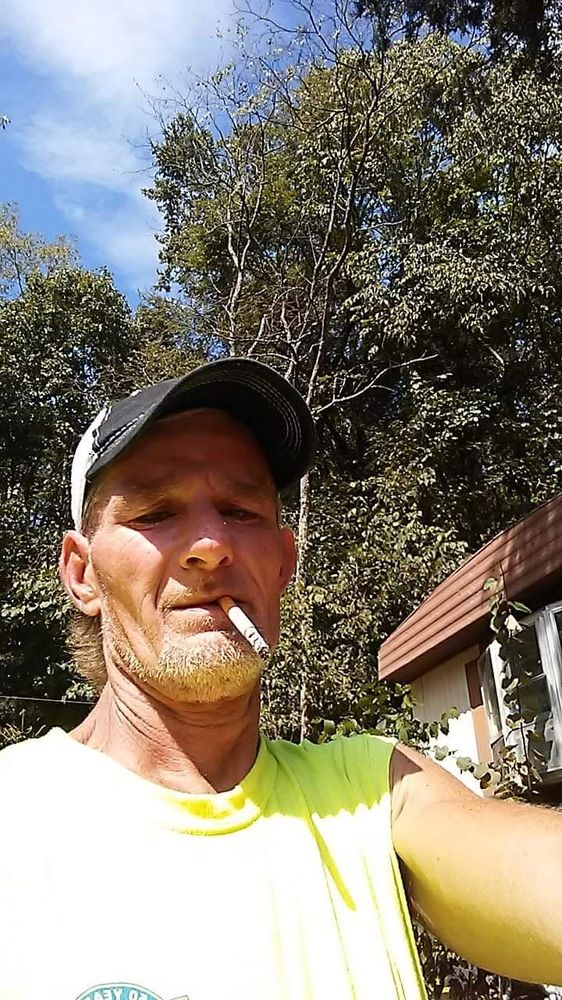 COUNTY LINE BAR 16130 W Andrew Johnson Hwy, Bulls Gap, Tennessee