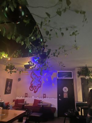 The Red Tail Beer & Wine Bar by null
