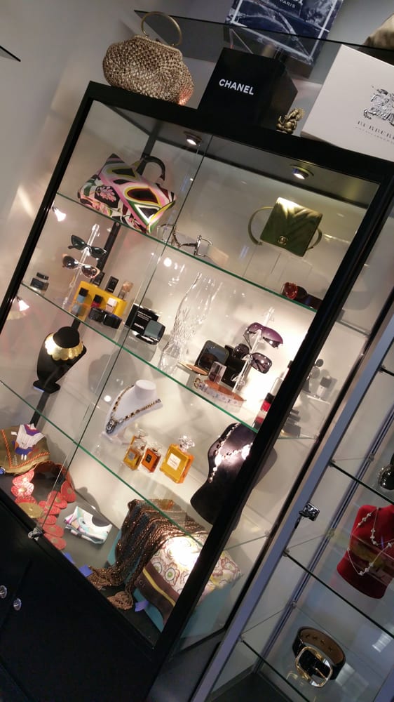 COUTURE CONSIGNMENT CLOSED 12 Photos 817 N Federal Hwy, Boca