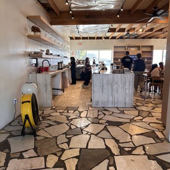 Eller Bakery - Bakeries Near Me - Costa Mesa, California