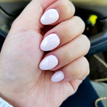 Nail Gloss - Short almond shaped nails. No tips were put on! - Nail Salons Near Me - Sterling Heights, Michigan