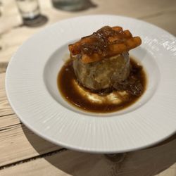 dawney arms - Yum!