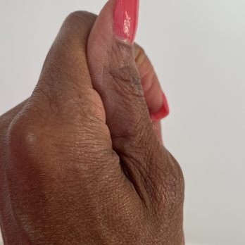LH Nails Spa - Forgot to polish the whole left side of the nail. - Nail Salons Near Me - Charlotte, North Carolina