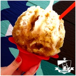 Lucky's Hawaiian Style Shave Ice - One of our favorite shave ice combinations. Butterbeer with our signature cream!