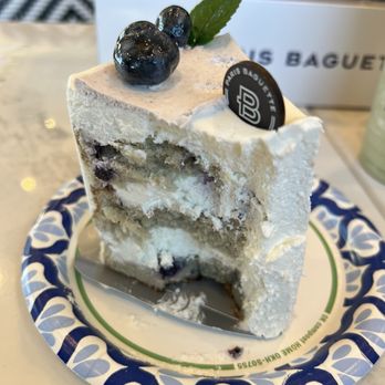 Paris Baguette - Blueberry chiffon cake slice - Bakeries Near Me - Brentwood, California Paris Baguette - Blueberry chiffon cake slice - Bakeries Near Me - Brentwood, California