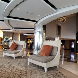 Quest Hotel - The Lobby