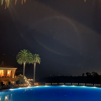 Coliseum Pool and Grill - New American Near Me - Newport Coast, California Coliseum Pool and Grill - New American Near Me - Newport Coast, California