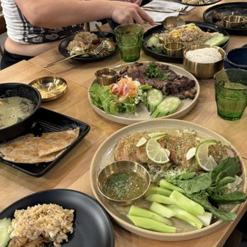 Manaao - spread - Thai Near Me - Tustin, California