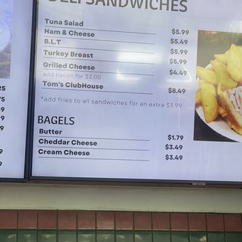 Tom's Restaurant - Breakfast & Brunch Near Me - Markham, Ontario