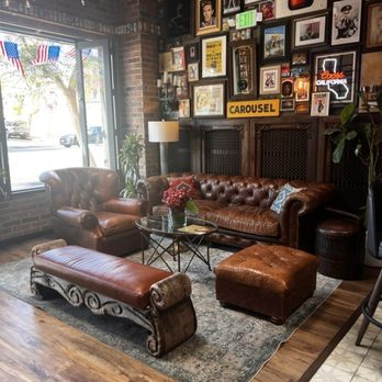 Mic's West Hollywood - Bars Near Me - West Hollywood, California