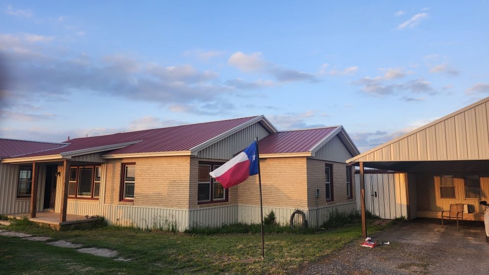 Slide of W.T. Enterprises