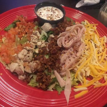 Louie's Grill and Bar - Best salad - American Near Me - Norman, Oklahoma