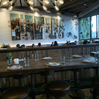 Yardbird - Community table - Southern Near Me - Los Angeles, California Yardbird - Community table - Southern Near Me - Los Angeles, California