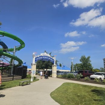 Cedar Point - Amusement Parks Near Me - Sandusky, Ohio Cedar Point - Amusement Parks Near Me - Sandusky, Ohio