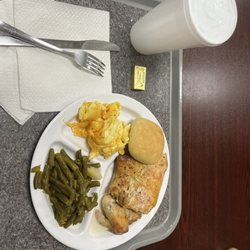 Bevelle Family Cafe - Baked Chicken Mac & Cheese Green Beans
