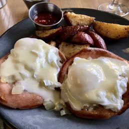 Fried bologna Benedict Fried bologna Benedict