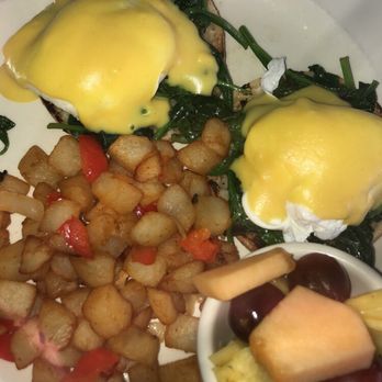 Eden Trattoria - Eggs florentine - Italian Near Me - Etobicoke, Ontario Eden Trattoria - Eggs florentine - Italian Near Me - Etobicoke, Ontario