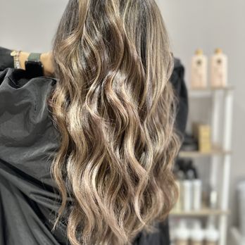 Salon Posh - Natural vanilla coffee balayage - Hair Salons Near Me - Honolulu, Hawaii Salon Posh - Natural vanilla coffee balayage - Hair Salons Near Me - Honolulu, Hawaii