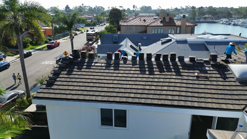 Slide of iHeart Roofing