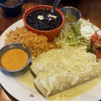 918 Maples Tacos & Cantina - Sour cream chicken taco plate - Tacos Near Me - Tulsa, Oklahoma
