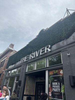 The River Kitchen and Bar by null
