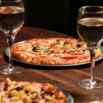 Crust Pizza - Cinco Ranch Katy - Pizza Near Me - Katy, Texas Crust Pizza - Cinco Ranch Katy - Pizza Near Me - Katy, Texas