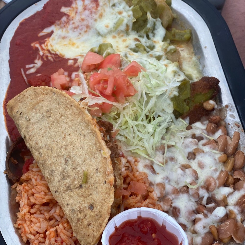 Tomasita's - Super Combination Plate - New Mexican Cuisine Near Me - Santa Fe, New Mexico Tomasita's - Super Combination Plate - New Mexican Cuisine Near Me - Santa Fe, New Mexico