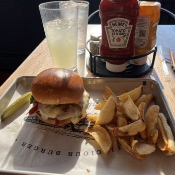 Bingo Burger - Burgers Near Me - Colorado Springs, Colorado