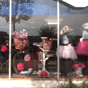 Coco's Cottage - Coco's Cottage is women's boutique located in the heart of downtown Jasper, Georgia at 30 N. Main Street. - Women's Clothing Near Me - Jasper, Georgia Coco's Cottage - Coco's Cottage is women's boutique located in the heart of downtown Jasper, Georgia at 30 N. Main Street. - Women's Clothing Near Me - Jasper, Georgia