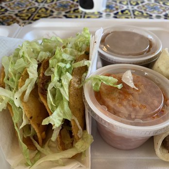El Parasol - Combination taco plate - Mexican Near Me - Santa Fe, New Mexico