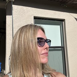 Shampoo the Salon - Fresh cut and color- always the best from Loan and Gisselle