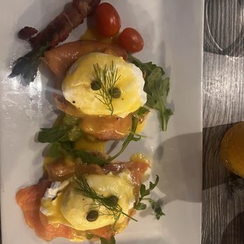 Pancake - Long Beach - Alaskan smoked Benedict eggs - Breakfast & Brunch Near Me - Long Beach, California Pancake - Long Beach - Alaskan smoked Benedict eggs - Breakfast & Brunch Near Me - Long Beach, California