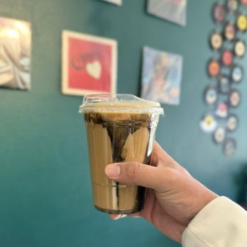Kohi - Blueberry Lavender Latte w/ Oatmilk - Cafes Near Me - Las Vegas, Nevada Kohi - Blueberry Lavender Latte w/ Oatmilk - Cafes Near Me - Las Vegas, Nevada