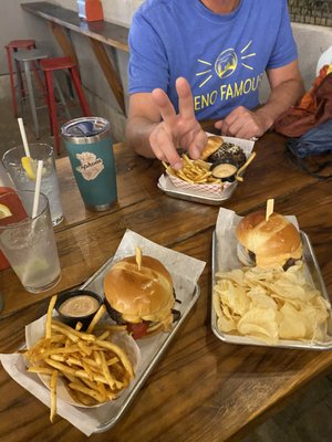 Royce Burger Bar by null