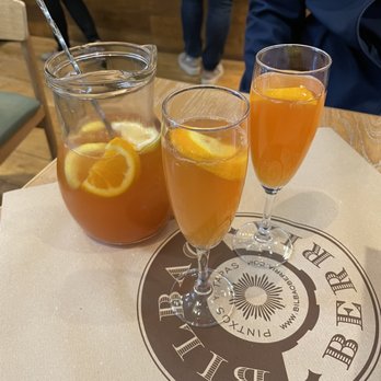 Bilbao Berria - Sangria - Spanish Near Me - Barcelona, B