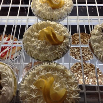 Black Bear Diner Manteca - Diners Near Me - Manteca, California