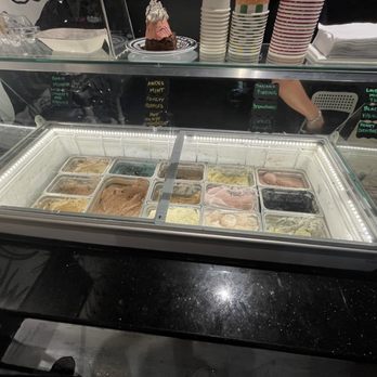 Black+White Modern Creamery - Ice Cream & Frozen Yogurt Near Me - San Antonio, Texas