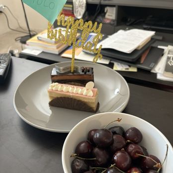 Caffe Bene - Earl grey, classical chocolate cakes for birthday - Coffee & Tea Near Me - San Jose, California Caffe Bene - Earl grey, classical chocolate cakes for birthday - Coffee & Tea Near Me - San Jose, California
