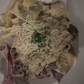 The Sow's Ear - Beef stroganoff - Cafes Near Me - Cambria, California The Sow's Ear - Beef stroganoff - Cafes Near Me - Cambria, California