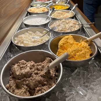 Roepke's Village Inn - Salad Bar 2 - Seafood Near Me - Chilton, Wisconsin
