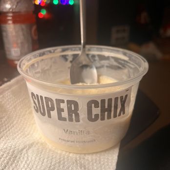 Super Chix - Pint of vanilla custard - Chicken Shop Near Me - Puyallup, Washington