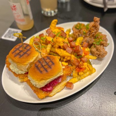 Unco Frank's by null